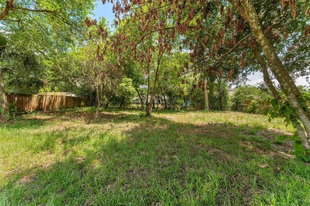 17 PALMIRA ROAD, Debary, FL 32713