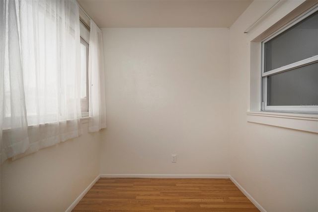 5912 5TH AVENUE N E12, St Petersburg, FL 33710