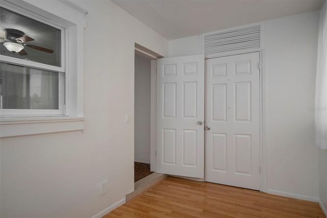 5912 5TH AVENUE N E12, St Petersburg, FL 33710