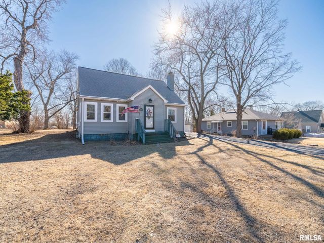 820 W SHENANDOAH Drive, Peoria, IL 61614