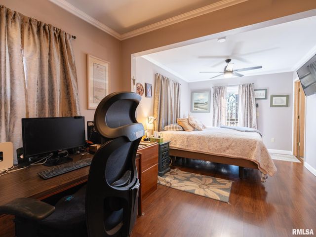 820 W SHENANDOAH Drive, Peoria, IL 61614