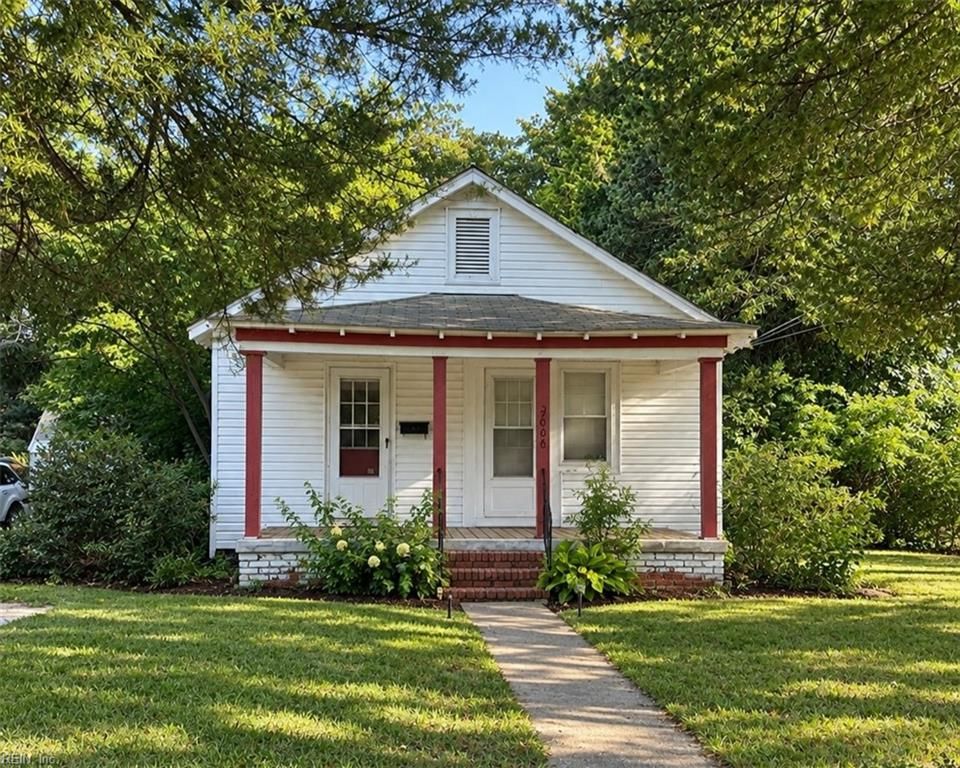 3605 Victoria BLVD, Hampton, VA 23661