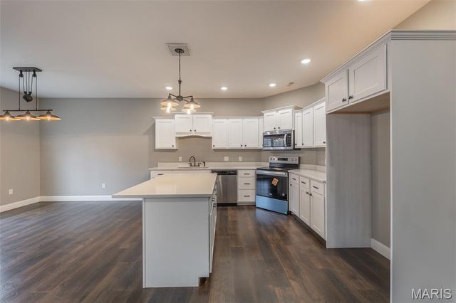 109 Lanee Lane, Poplar Bluff, MO 63901