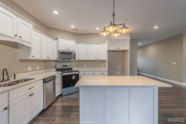 109 Lanee Lane, Poplar Bluff, MO 63901