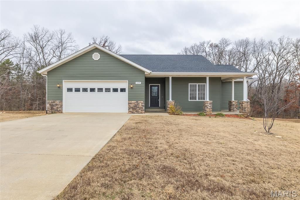 109 Lanee Lane, Poplar Bluff, MO 63901