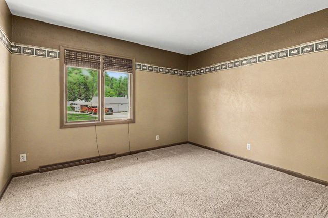 58418 Hilly Lane, Elkhart, IN 46517