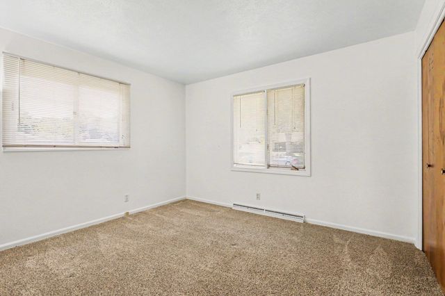 58418 Hilly Lane, Elkhart, IN 46517