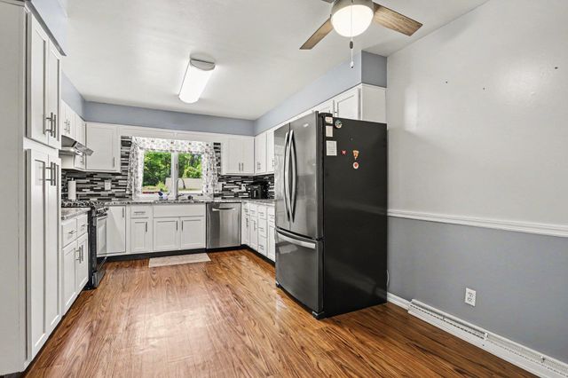 58418 Hilly Lane, Elkhart, IN 46517