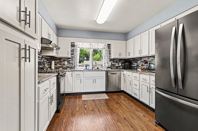 58418 Hilly Lane, Elkhart, IN 46517