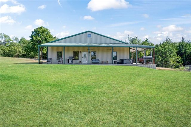 2898 County Road 4720, Leonard, TX 75452
