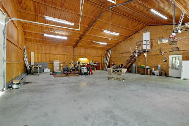 2898 County Road 4720, Leonard, TX 75452