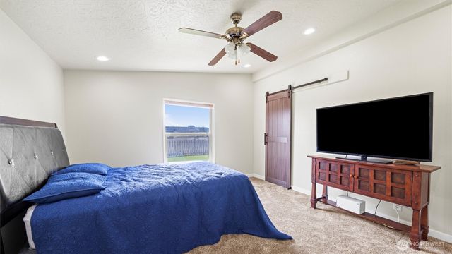 45105 N 280 PR NE, Benton City, WA 99320