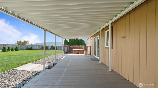 45105 N 280 PR NE, Benton City, WA 99320