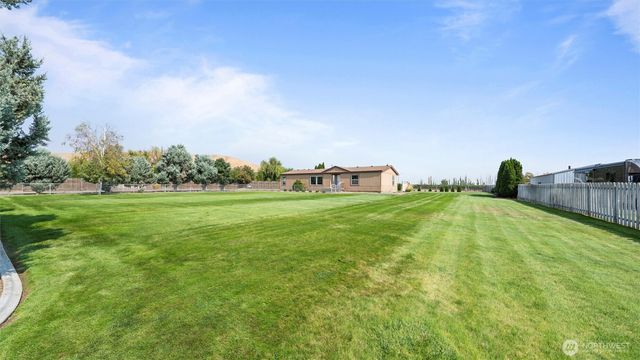 45105 N 280 PR NE, Benton City, WA 99320