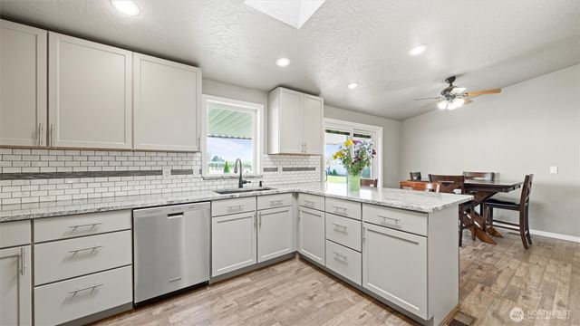 45105 N 280 PR NE, Benton City, WA 99320