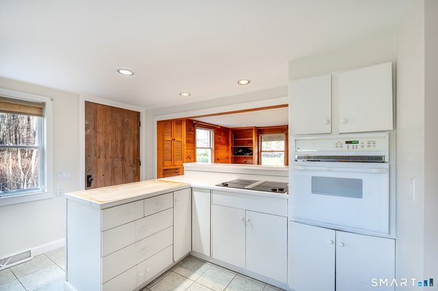 1 Long Wall Road, Redding, CT 06896