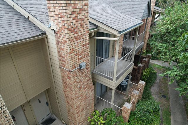 11201 Lynbrook Drive 3703, Houston, TX 77042