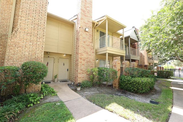 11201 Lynbrook Drive 3703, Houston, TX 77042