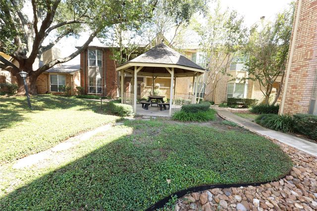 11201 Lynbrook Drive 3703, Houston, TX 77042