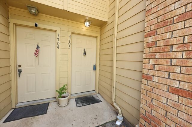 11201 Lynbrook Drive 3703, Houston, TX 77042