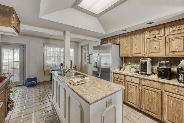 102 Lei CT, Bastrop, TX 78602