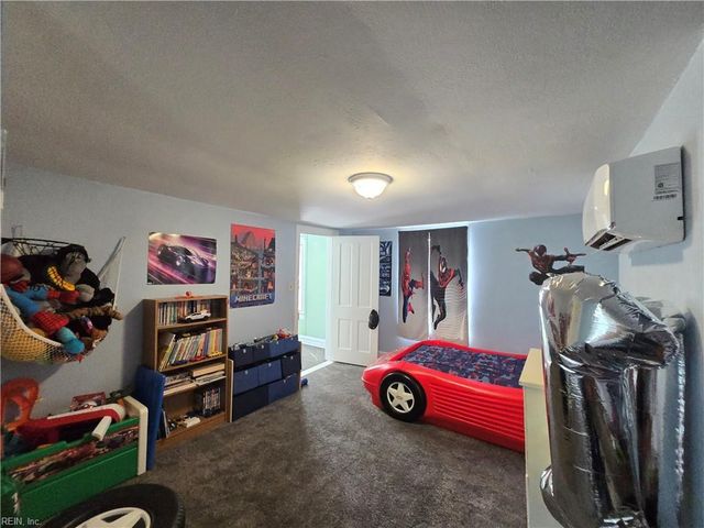9305 Eclipse DR, Suffolk, VA 23433