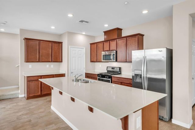 5439 Duck Walk Way, Sacramento, CA 95835
