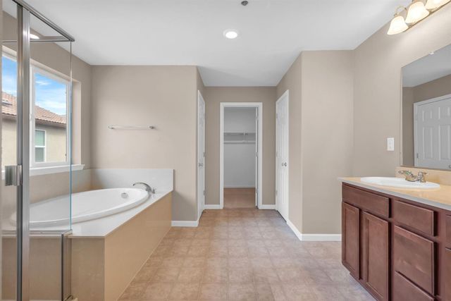 5439 Duck Walk Way, Sacramento, CA 95835