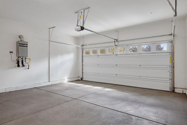 5439 Duck Walk Way, Sacramento, CA 95835