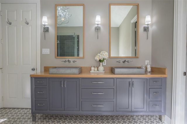 1611 Mcdonald Street, Houston, TX 77007