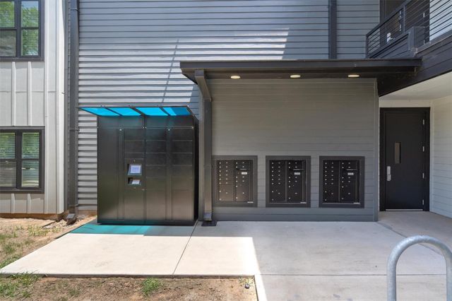 3101 Govalle Ave 210, Austin, TX 78702