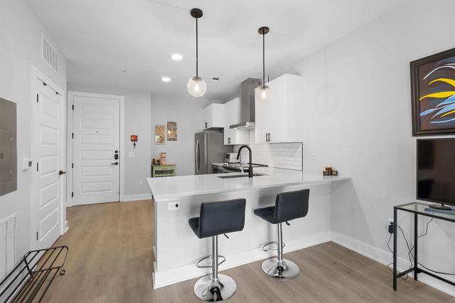 3101 Govalle Ave 210, Austin, TX 78702