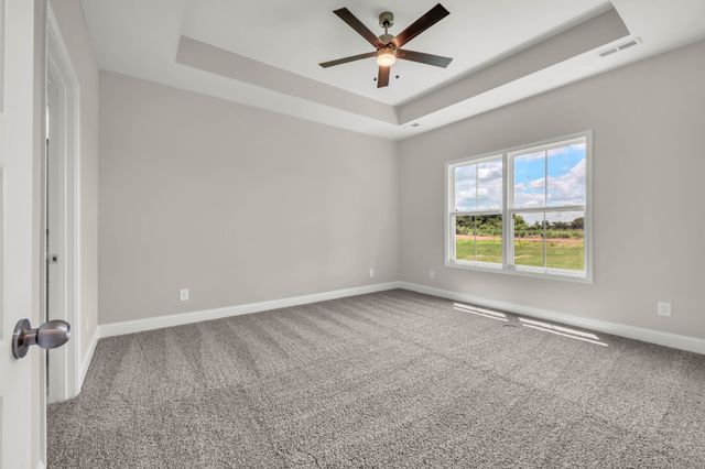2709 Brewster Dr, Clarksville, TN 37042