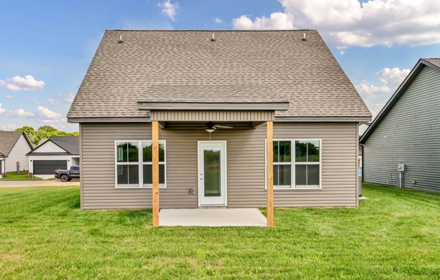 2709 Brewster Dr, Clarksville, TN 37042