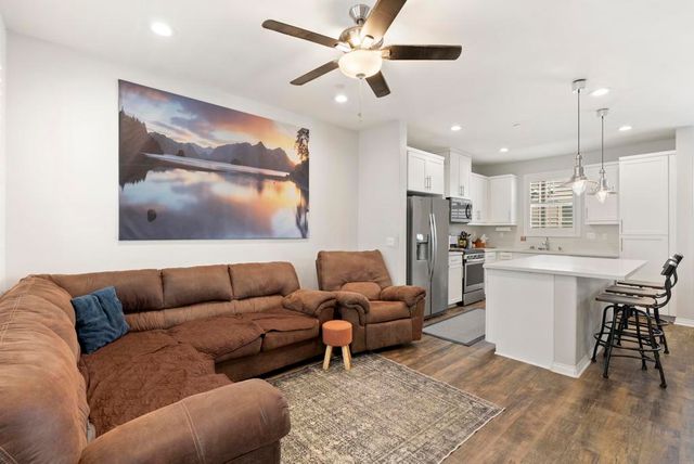 510 Finch Ln, Imperial Beach, CA 91932