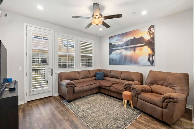 510 Finch Ln, Imperial Beach, CA 91932