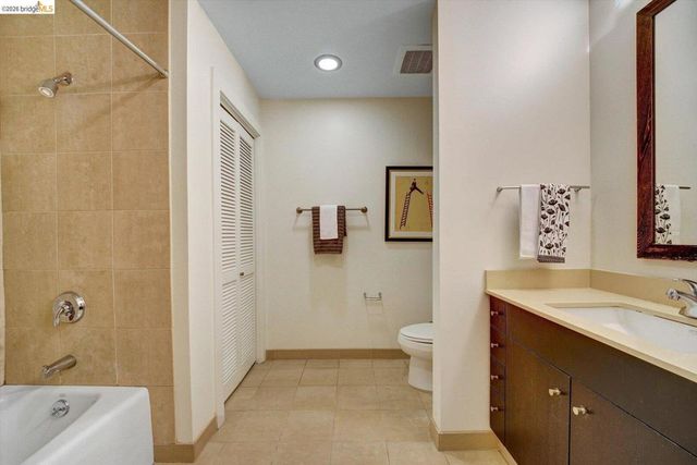 585 9th ST UNIT 535, Oakland, CA 94607