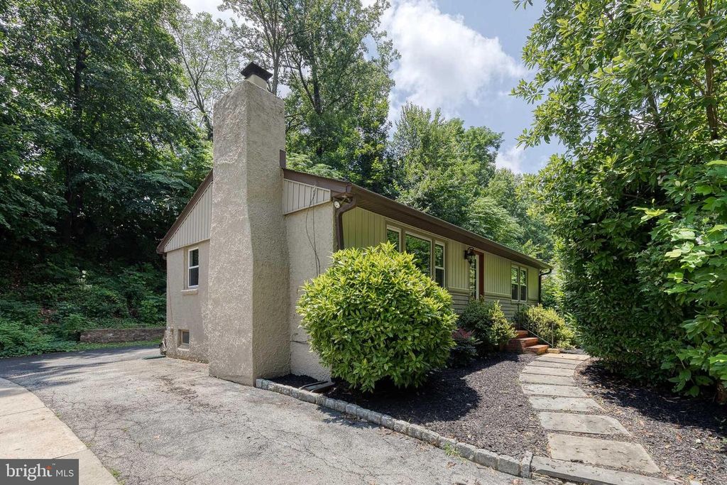 5447 VALLEY, Catonsville, MD 21228