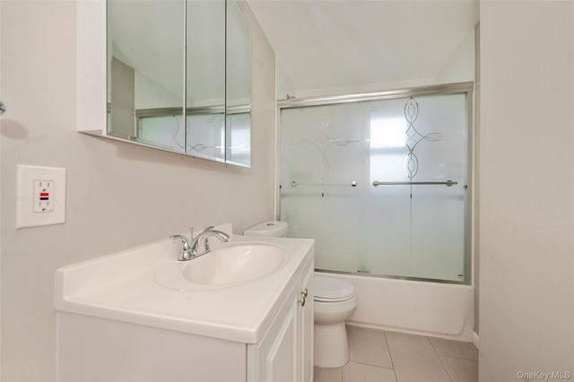 3251 Neptune Avenue, Oceanside, NY 11572