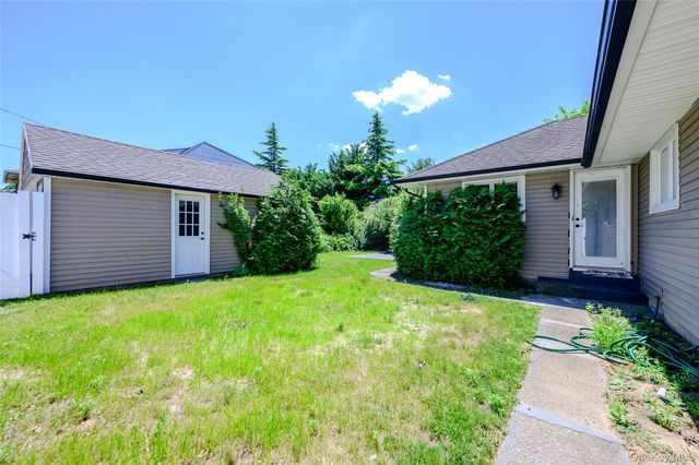 3251 Neptune Avenue, Oceanside, NY 11572