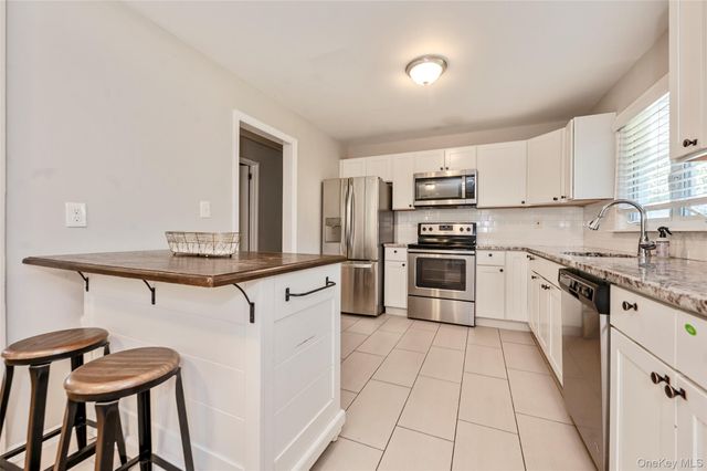 3251 Neptune Avenue, Oceanside, NY 11572