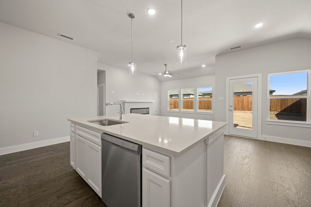 1732 Willow Patch Drive, Denton, TX 76249