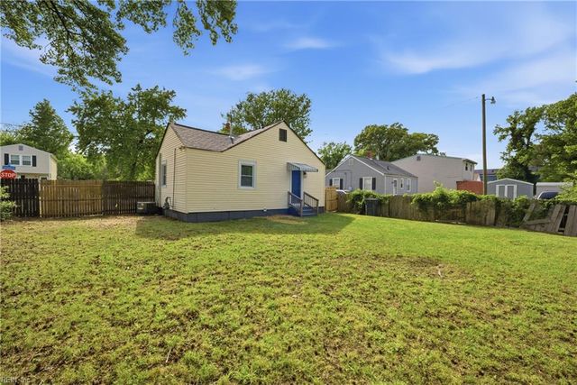 802 Smith ST, Hampton, VA 23661