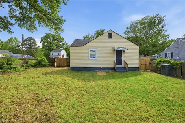 802 Smith ST, Hampton, VA 23661