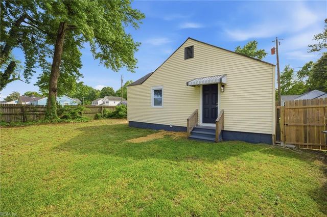 802 Smith ST, Hampton, VA 23661