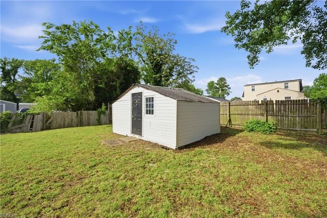 802 Smith ST, Hampton, VA 23661