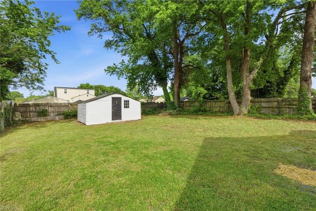 802 Smith ST, Hampton, VA 23661