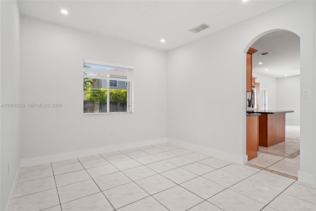 9576 SW 162nd Path, Miami, FL 33196