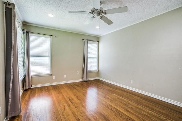 3517 Rogers Avenue, Fort Worth, TX 76109