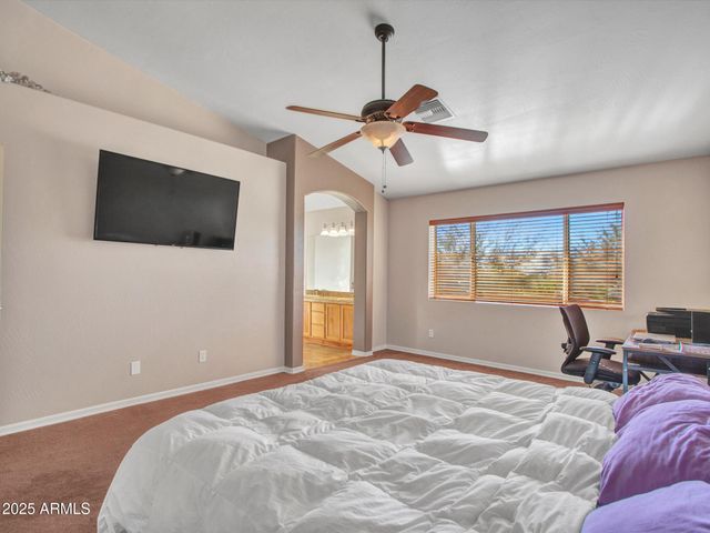 1703 E MADDOCK Road, Phoenix, AZ 85086